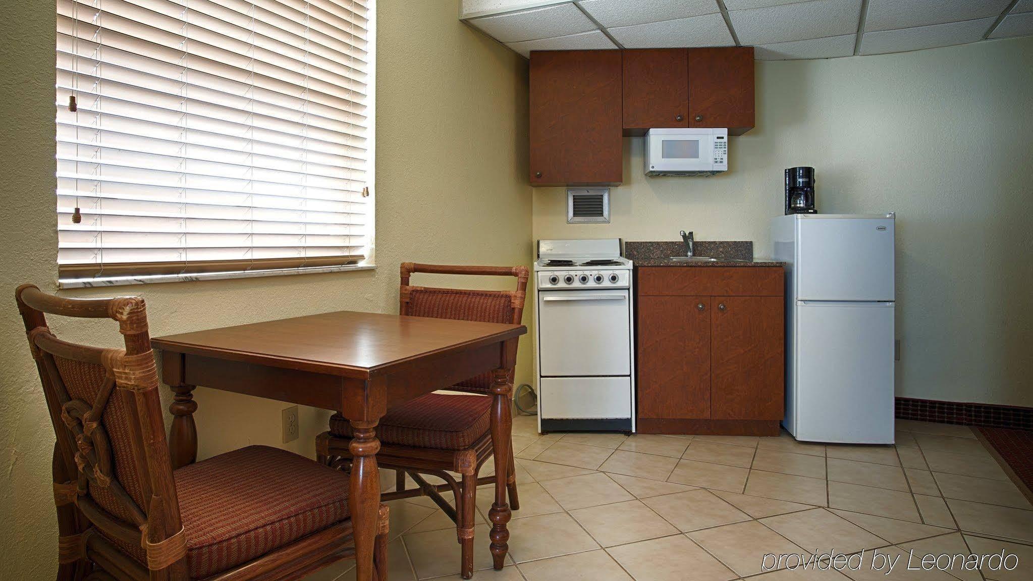 Best Western Aku Tiki Inn Daytona Beach Eksteriør bilde