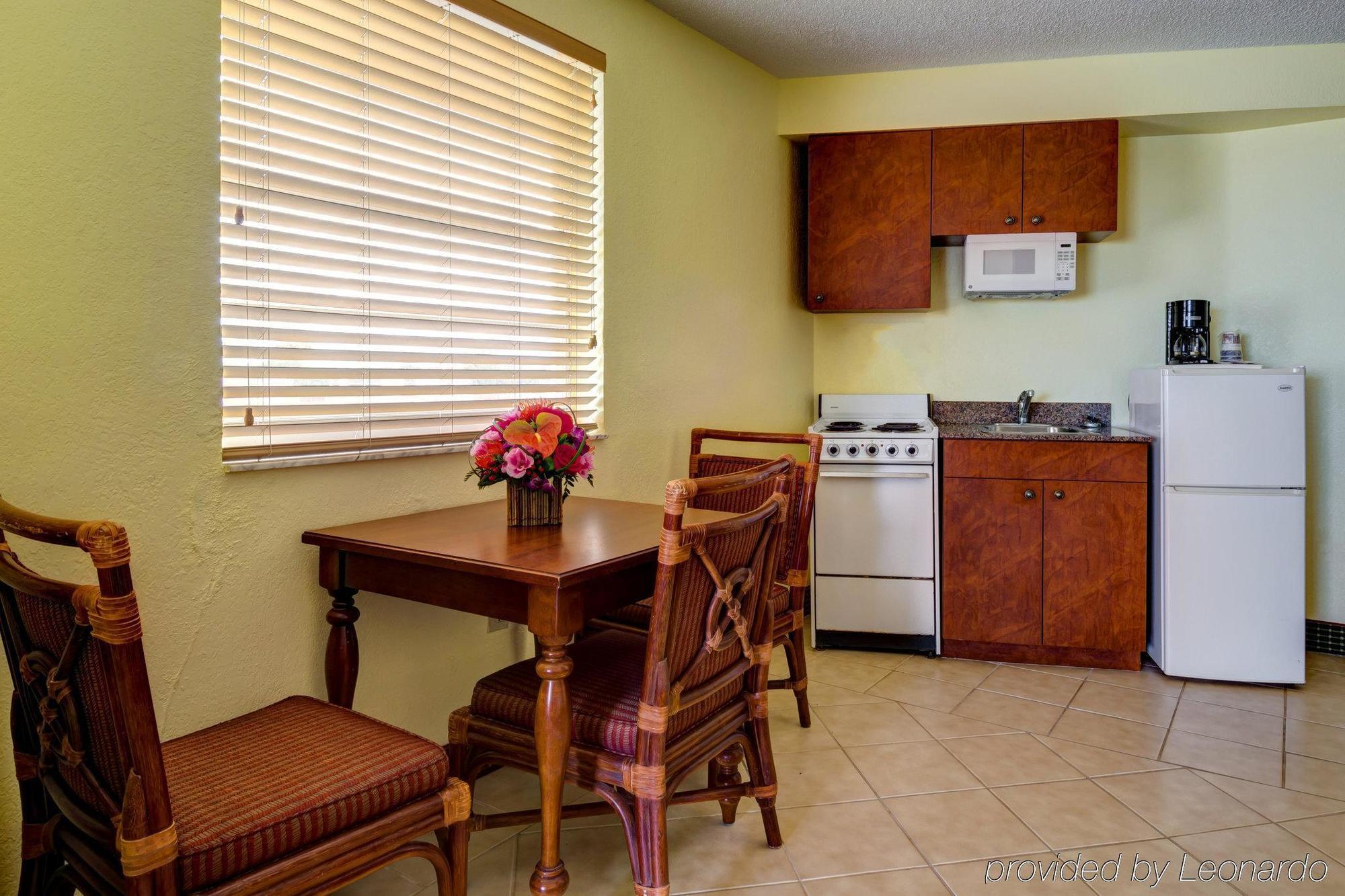 Best Western Aku Tiki Inn Daytona Beach Eksteriør bilde